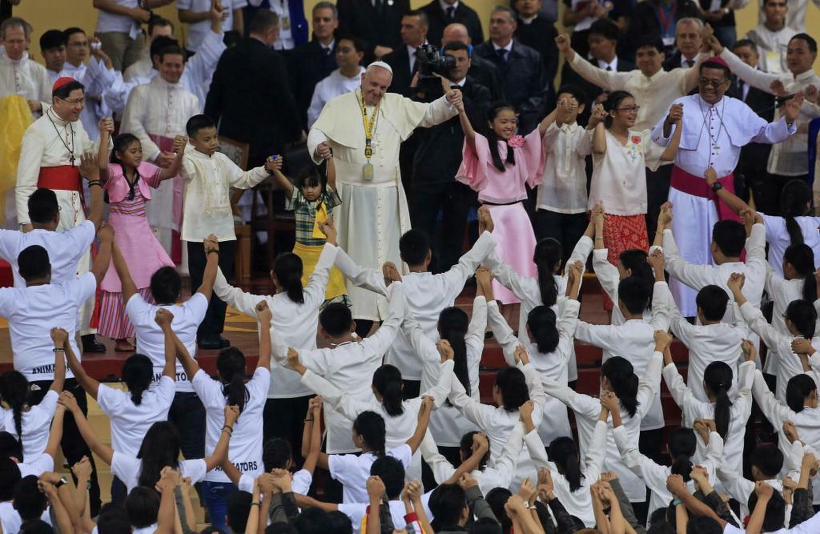 Papa jovenes Manila universidad