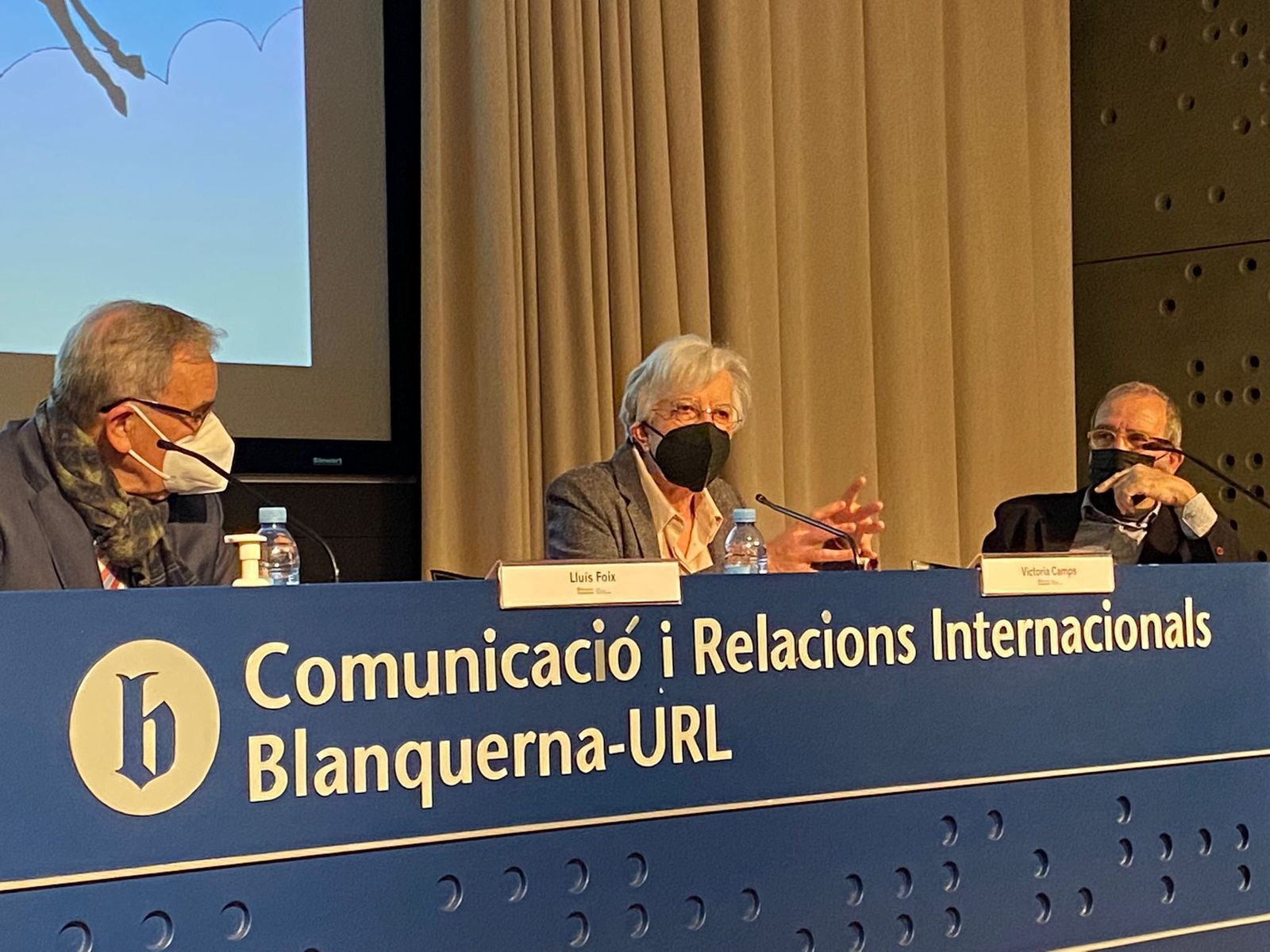 Lluís Foix, Victòria Camps y Jaume Boix.