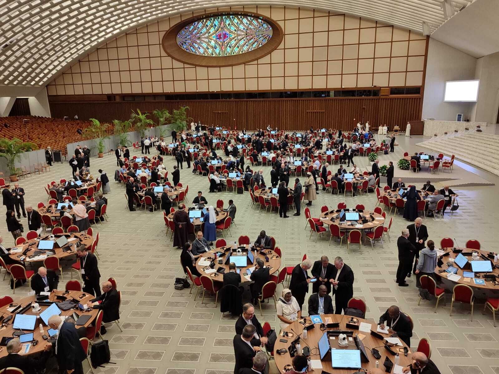 Los padre (y madres) sinodales votaron por primera vez