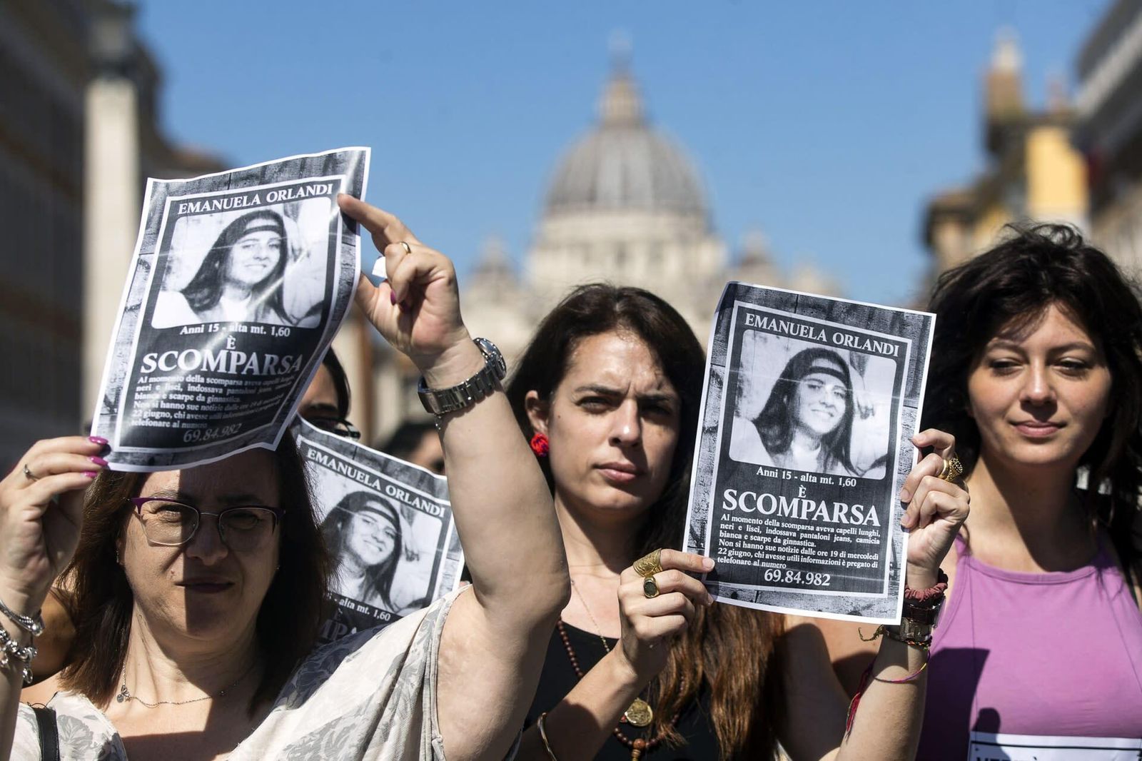 Concentración ante el Vaticano para pedir información sobre Emanuela Orlandi