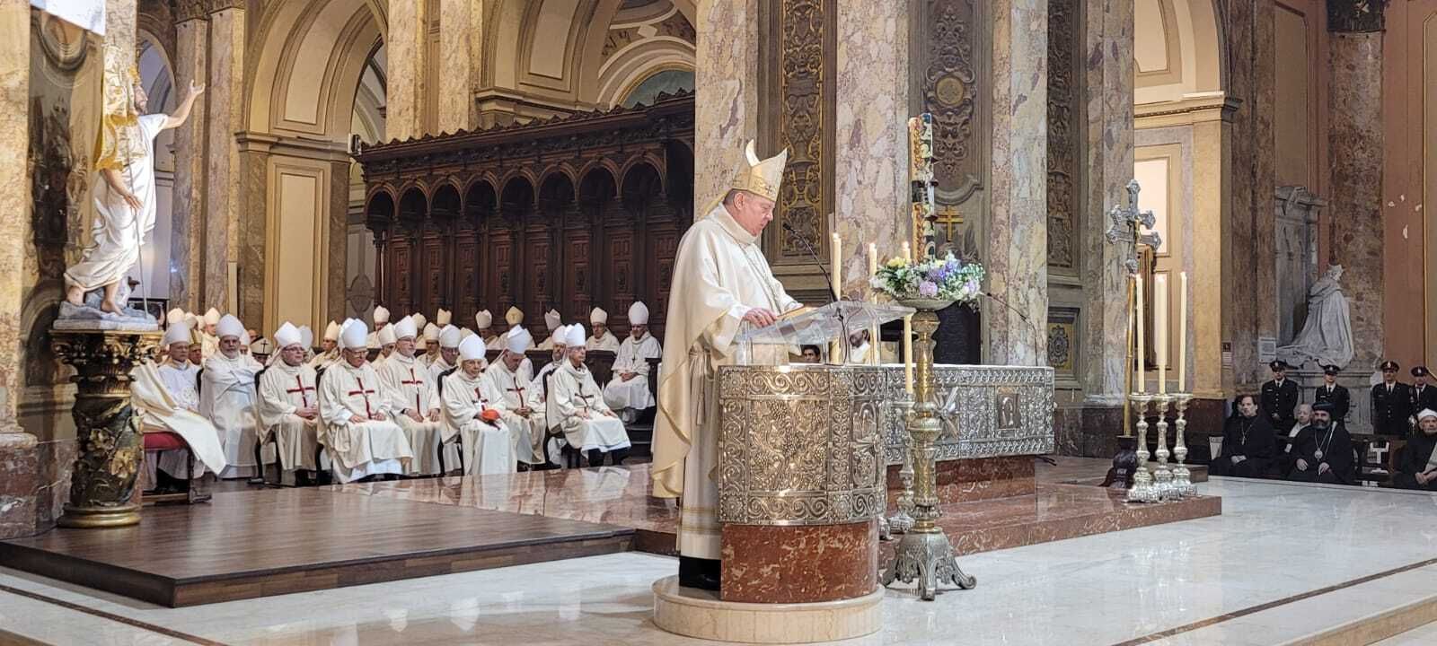 El Nuncio, durante la misa de acción de gracias por los diez años de Francisco
