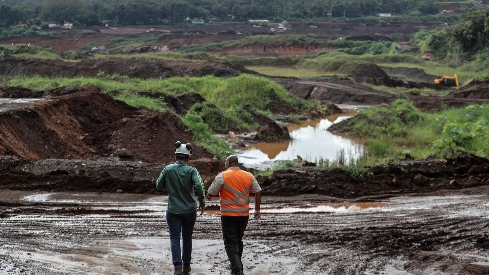 Devastación provocada por la explotación minera en tierras brasileñas