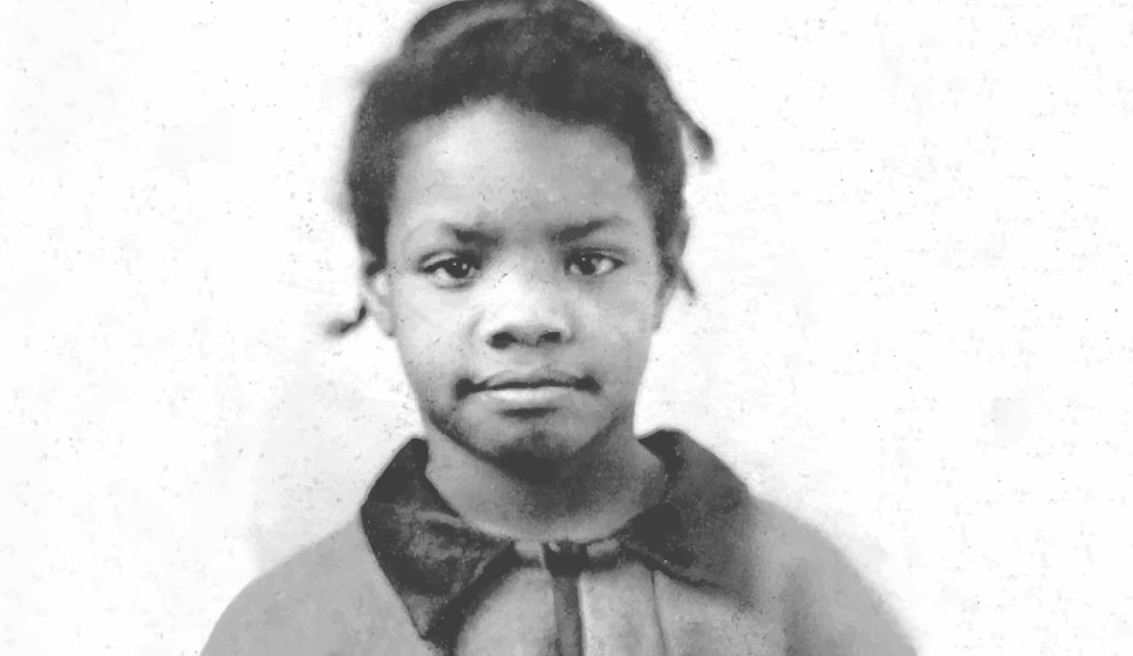 La escritora Maya Angelou, en su niñez