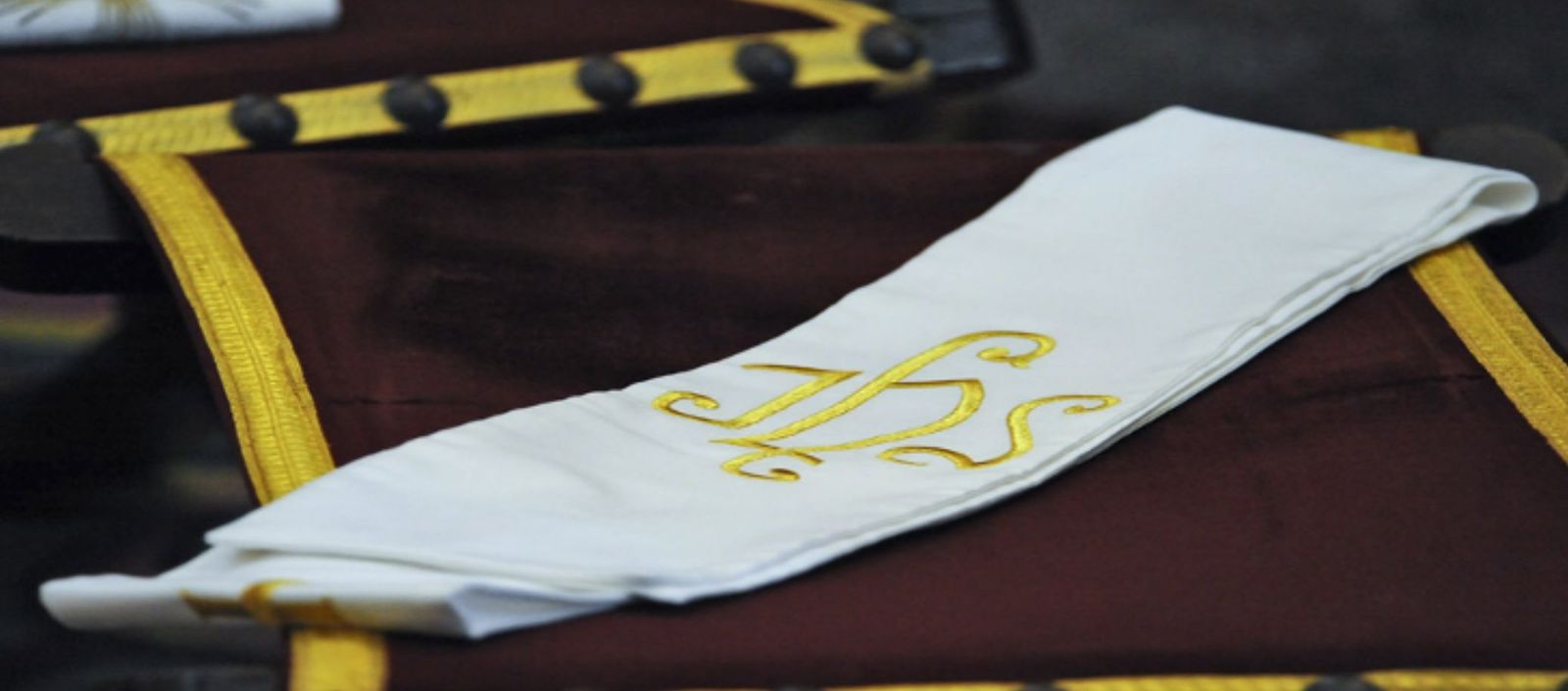 Estola de los nuevos sacerdotes