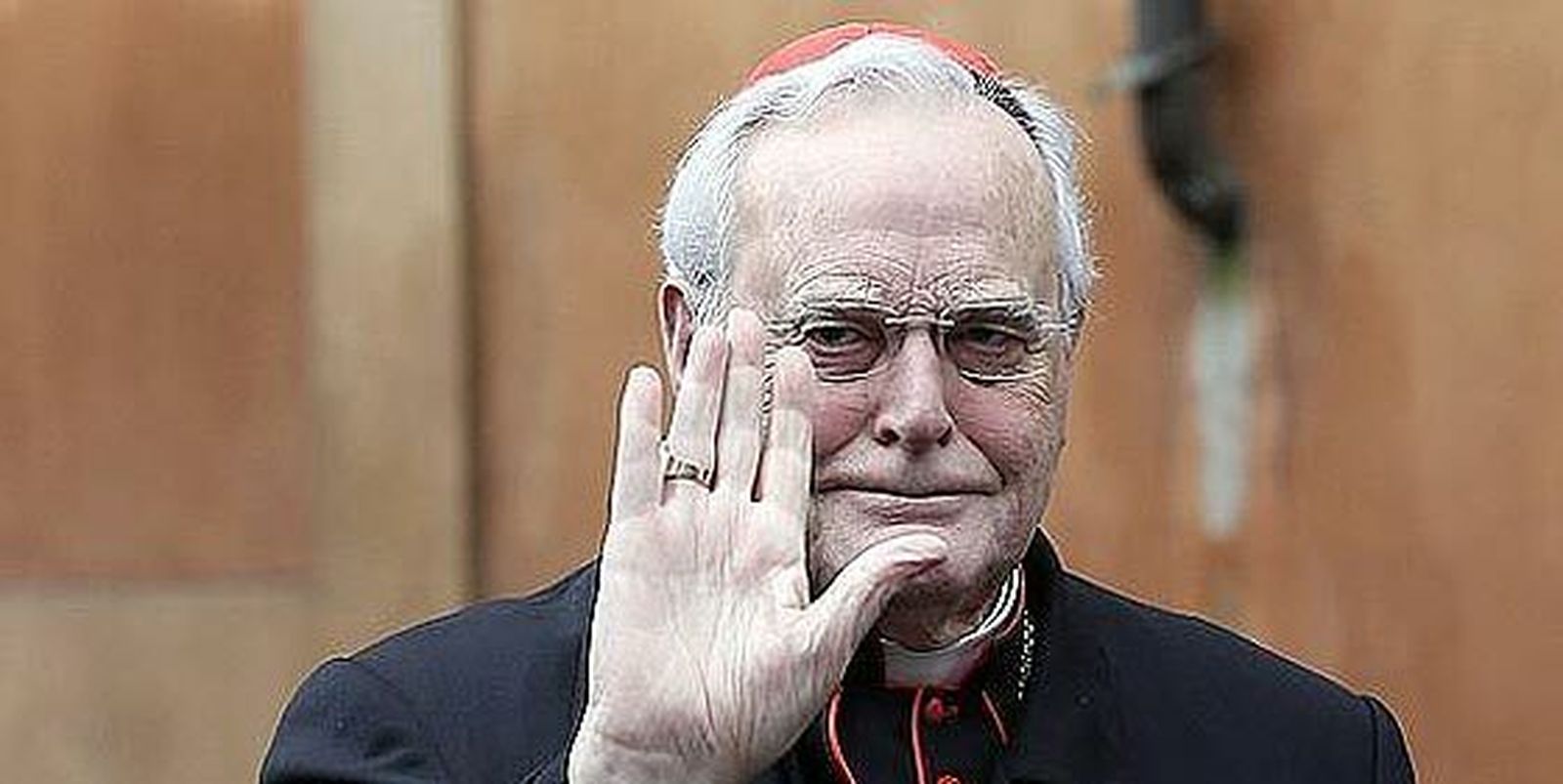 Carlos Amigo.