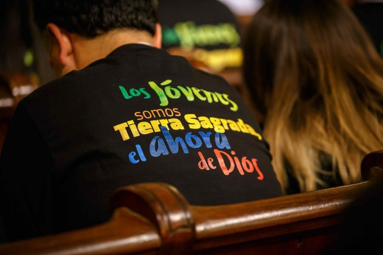 Jóvenes, tierra sagrada