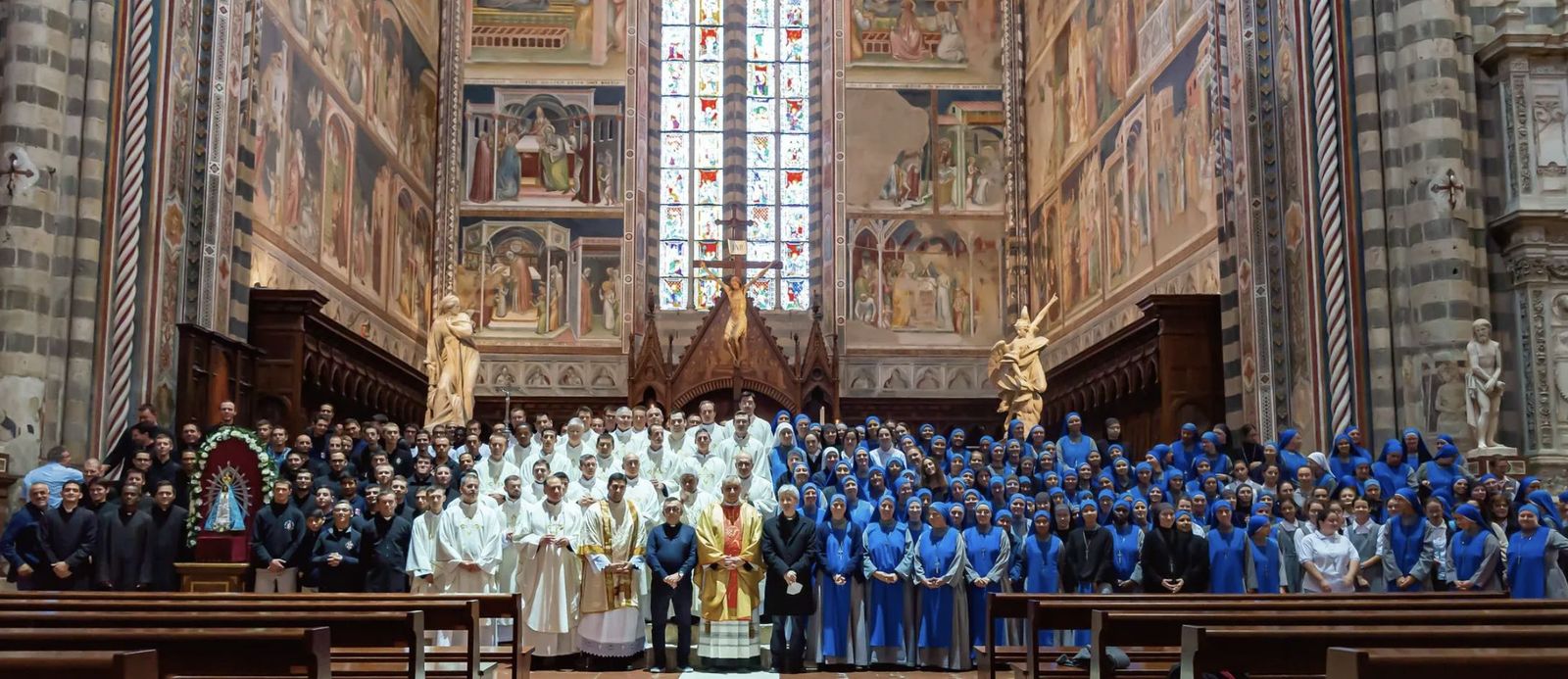 Familia Religiosa del Verbo Encarnado