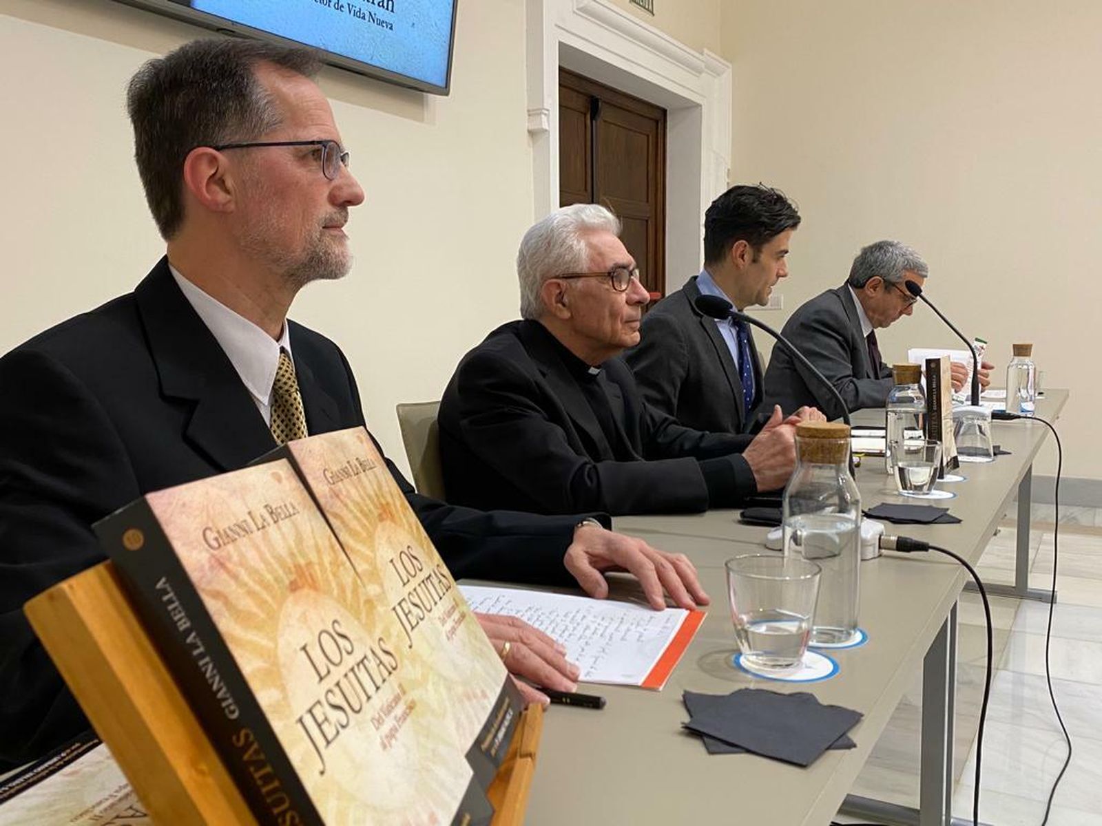 Presentación del libro de Gianni La Bella