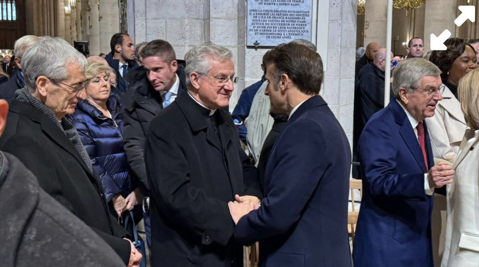 Vives saluda a Macron