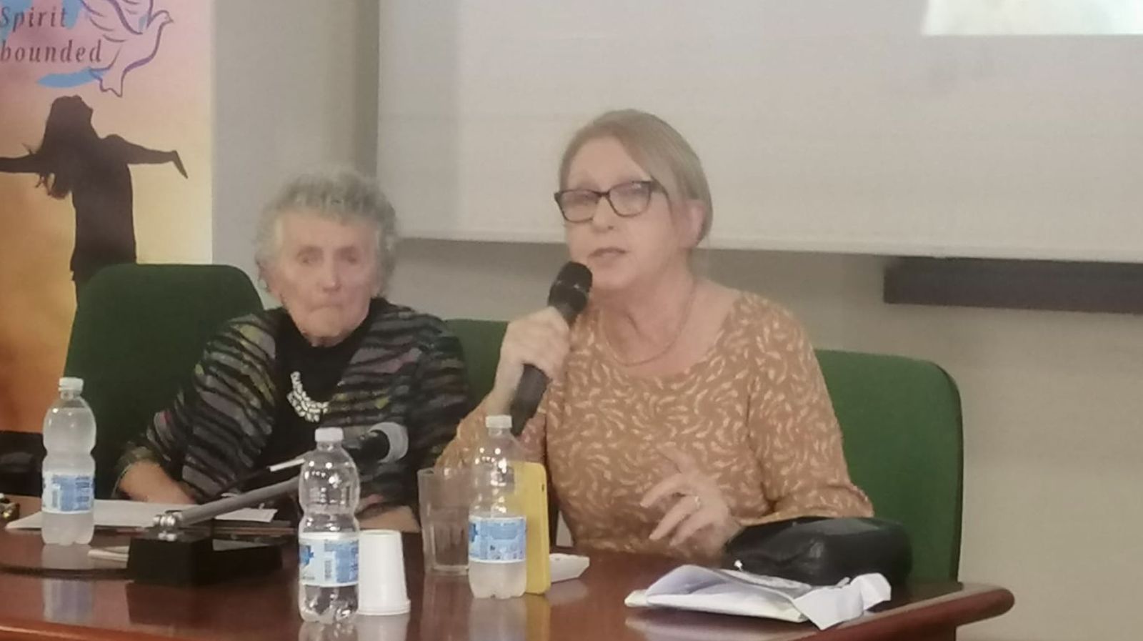 La expresidenta de Irlanda M. McAleese