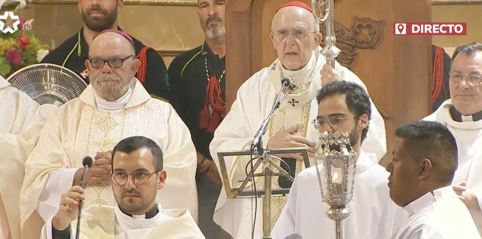 Osoro durante la eucaristía