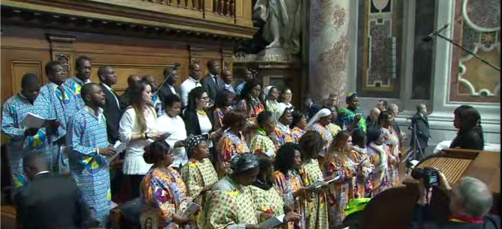 El coro en la misa de rito zaireño