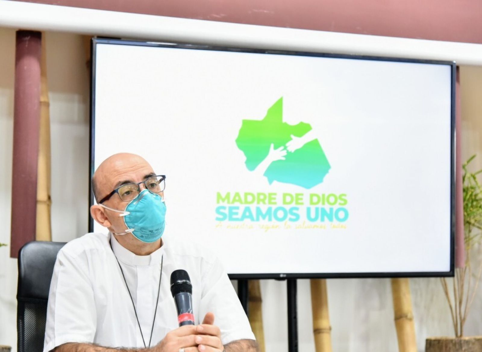 David Martínez de Aguirre, obispo de Puerto Maldonado, presentando la Campaña. Foto: Paolo Peña