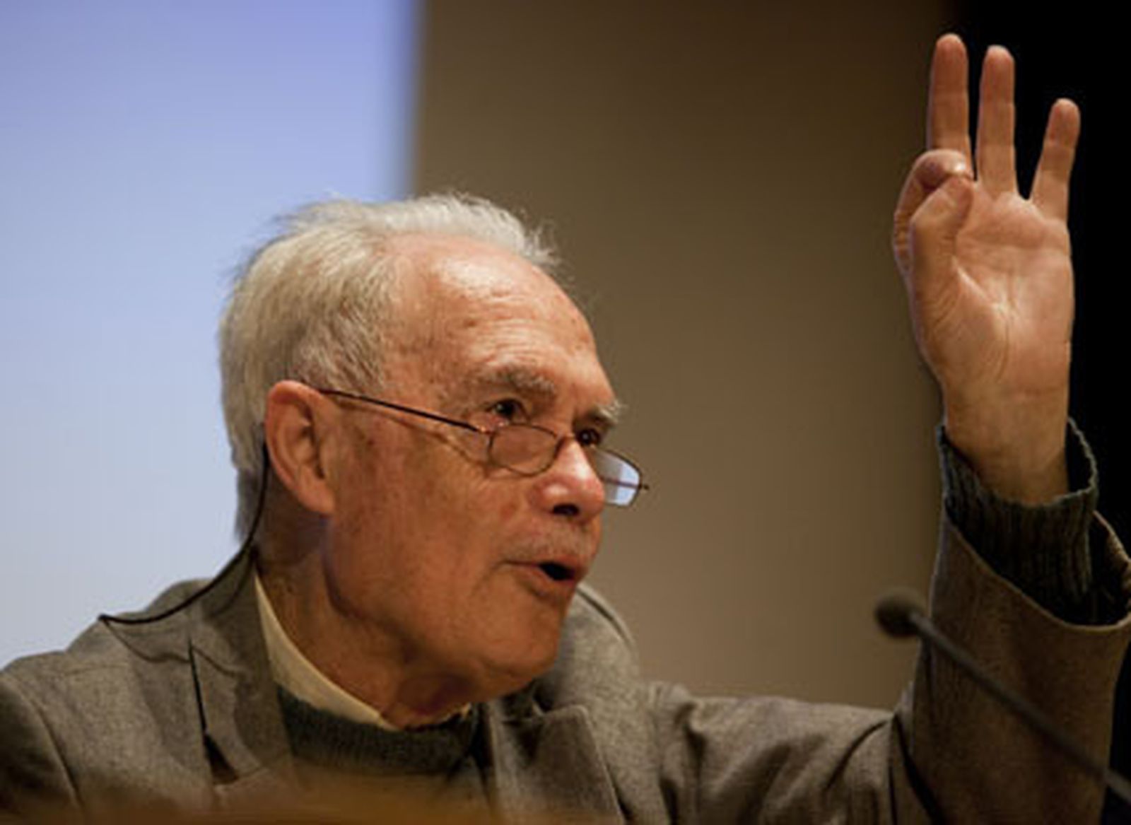 Mi entrevista a González faus