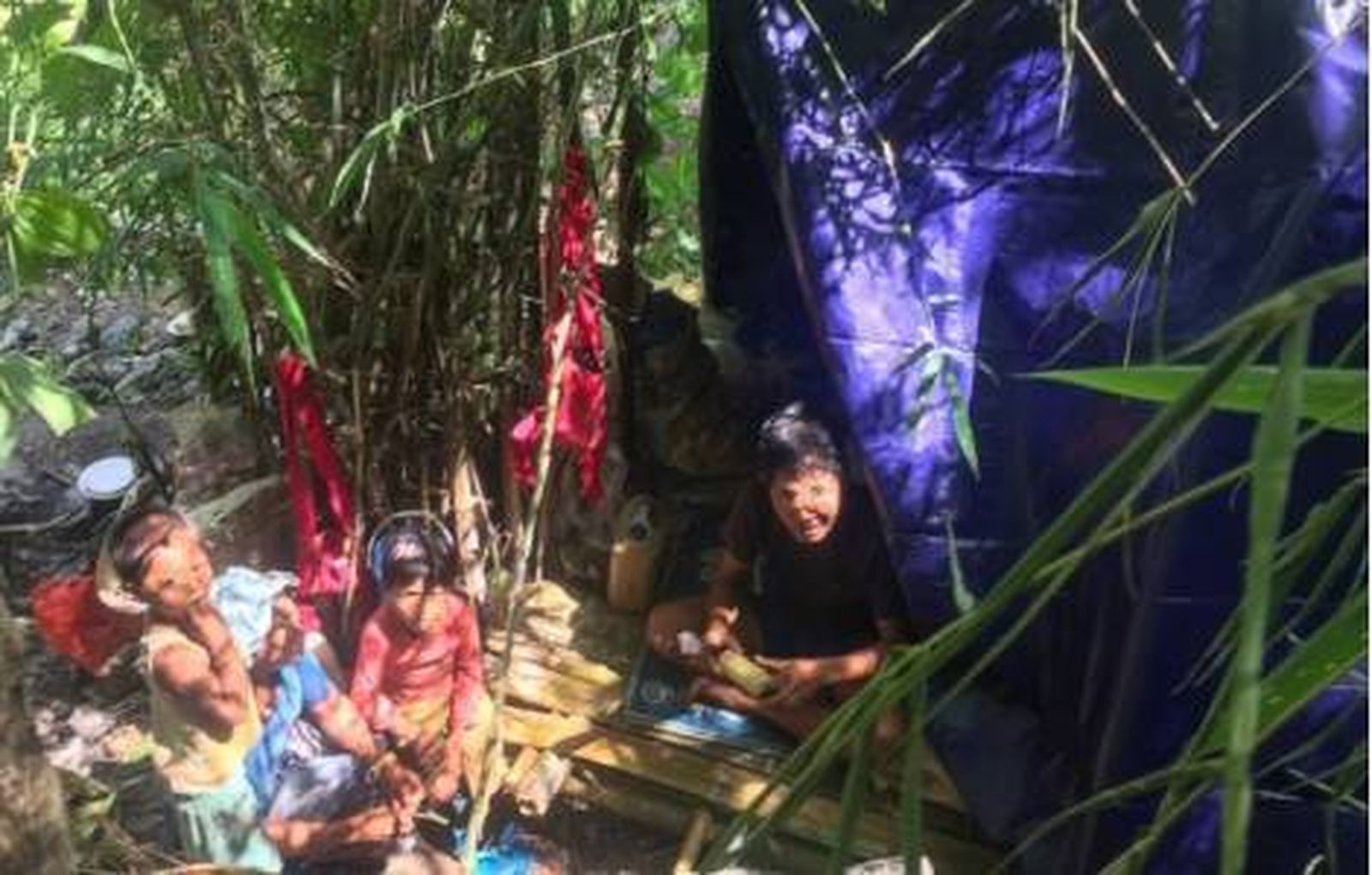 Desplazados por el conflicto civil en Birmania