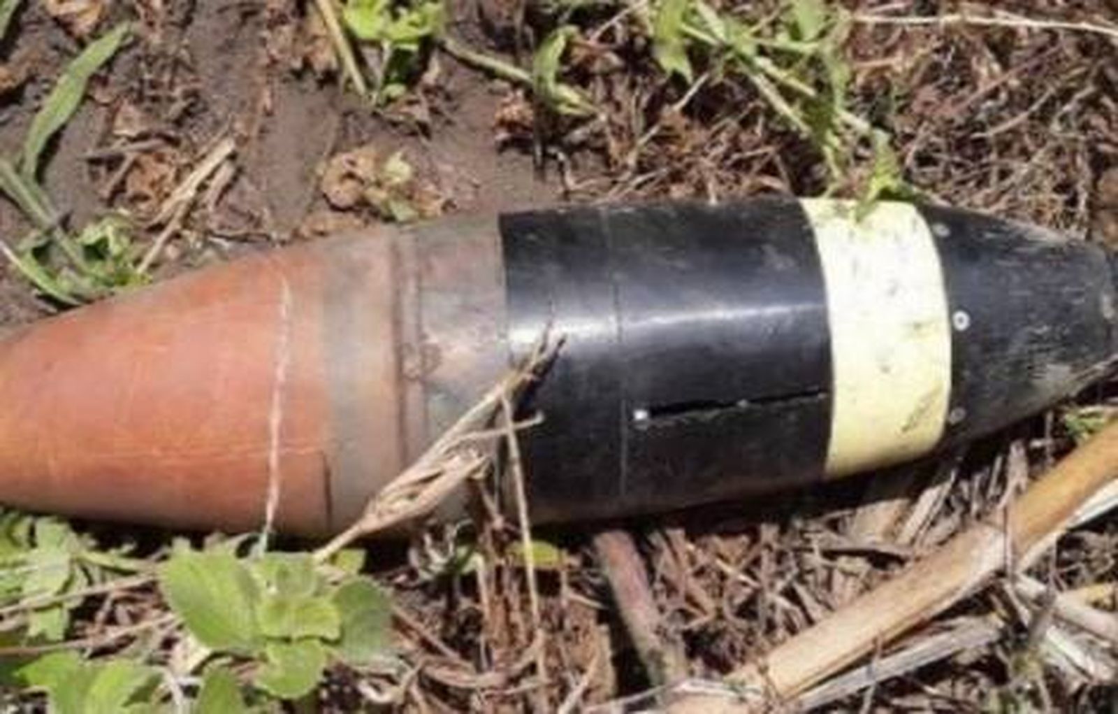 Bomba de mortero recupaerada en Kibu norte, República Democrática de Congo