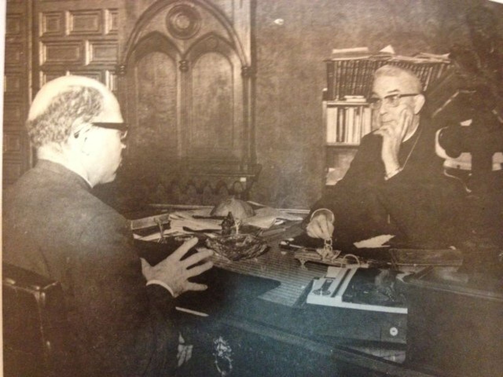 Aradillas con el cardenal Tarancón