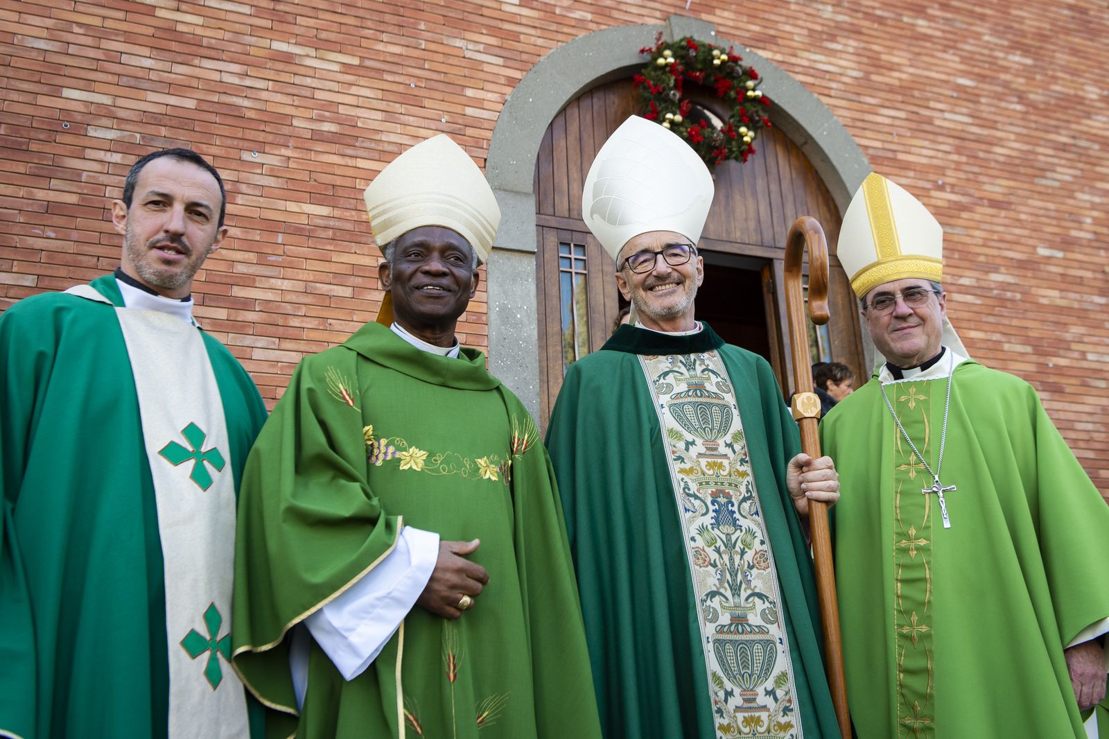 Michael Czerny S.J. toma posesión como Cardenal de su parroquia en Roma