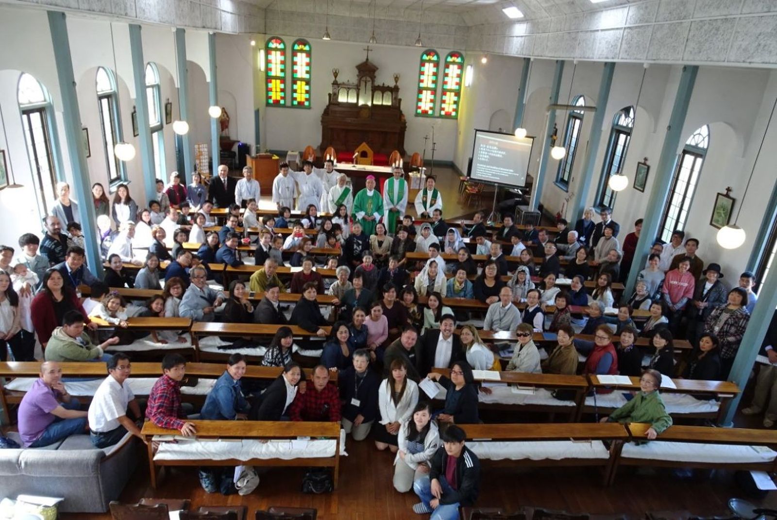 Yamanouchi en su diócesis japonesa