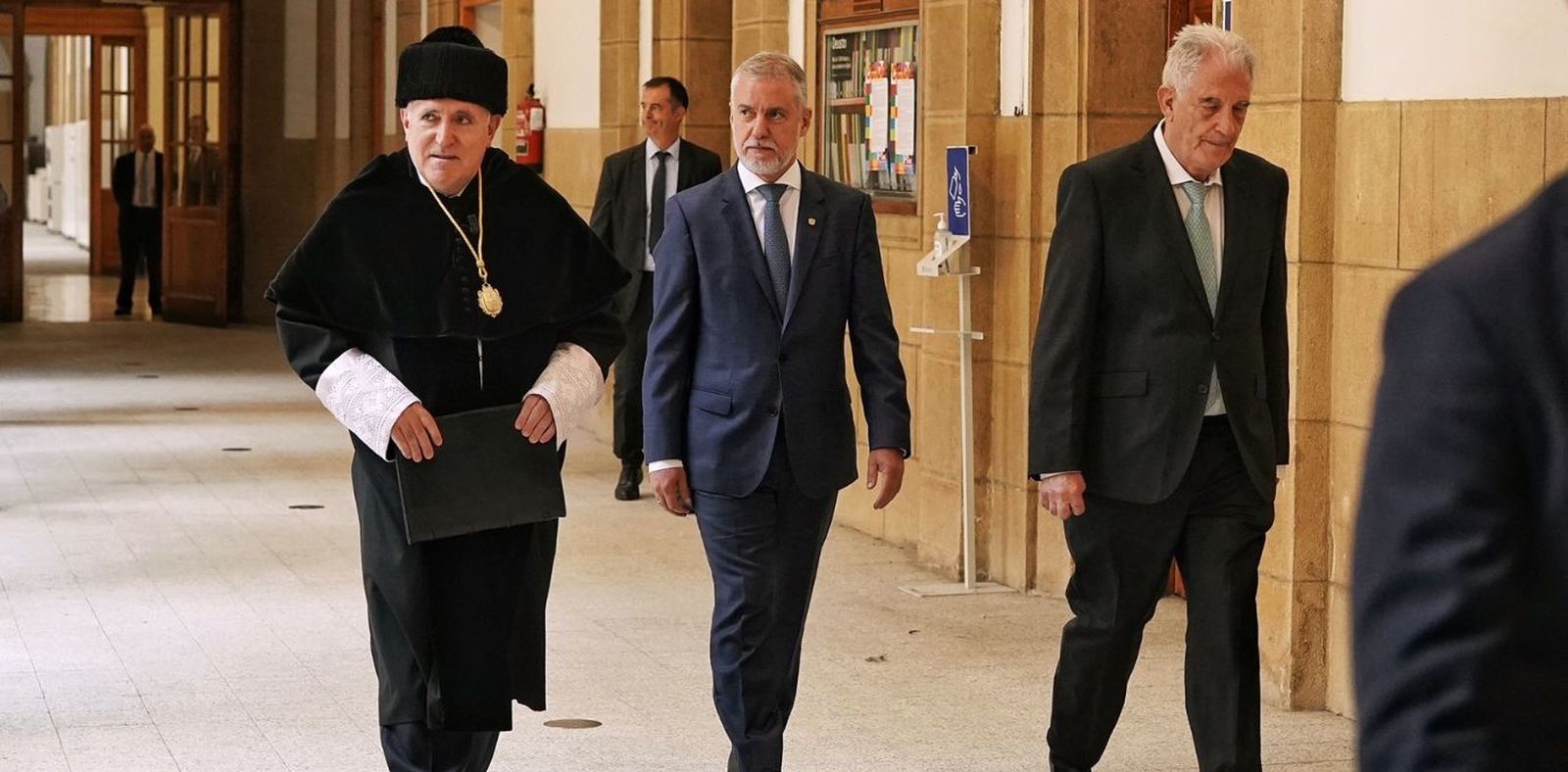 El rector Guibert, con el lehendakari, Íñigo Urkullu