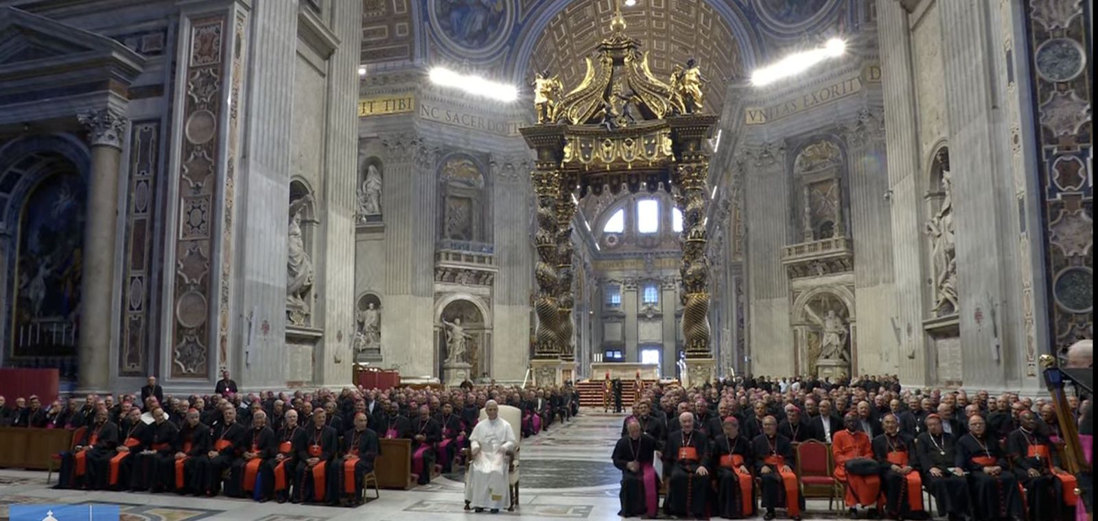 Foto de familia de León con los obispos