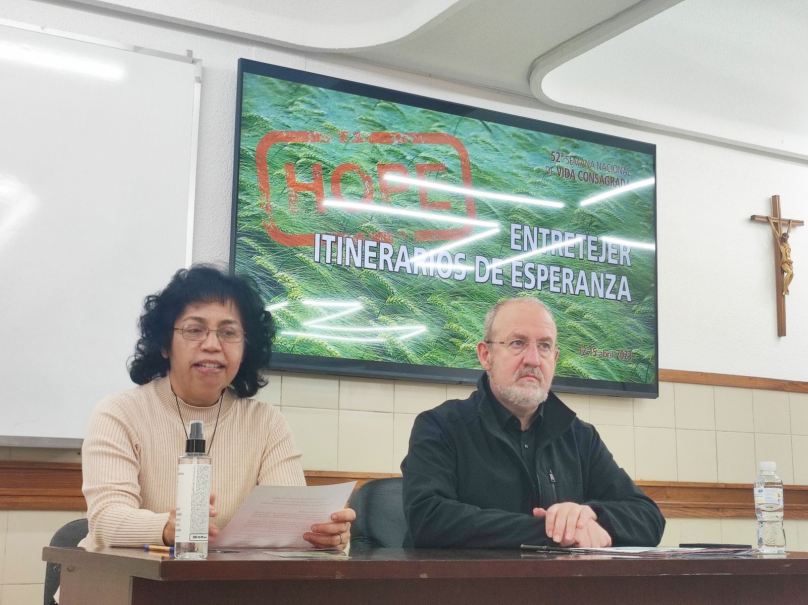 Laura Zamora y Antonio Bellella durante la presentación de la Semana
