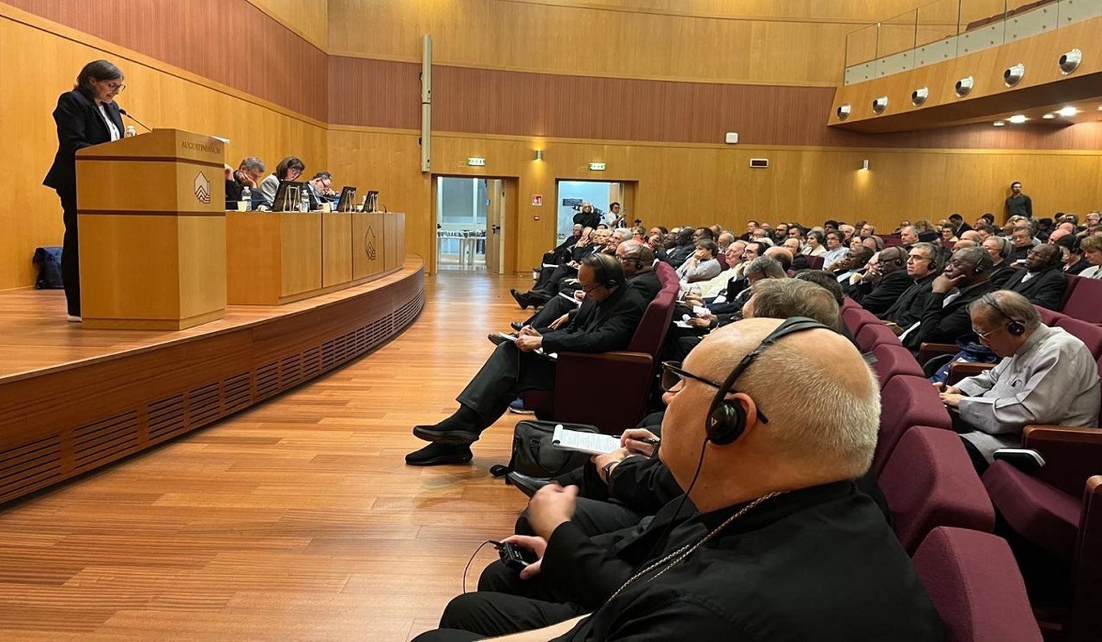 Liliana Franco sobre obispos en una Iglesia sinodal: "No hagan de su misión, un asidero de privilegios"