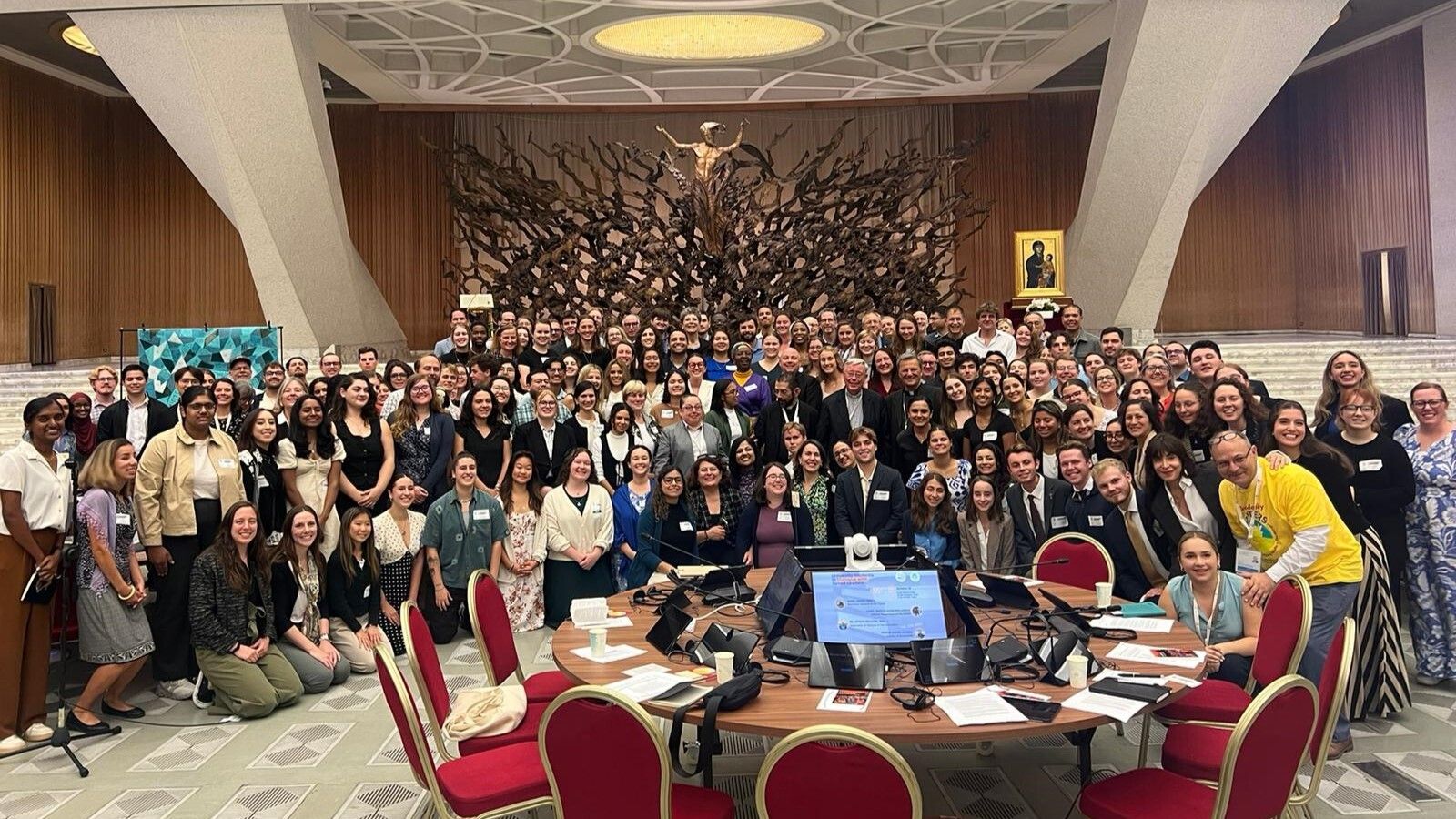 Encuentro del Sínodo con los jóvenes