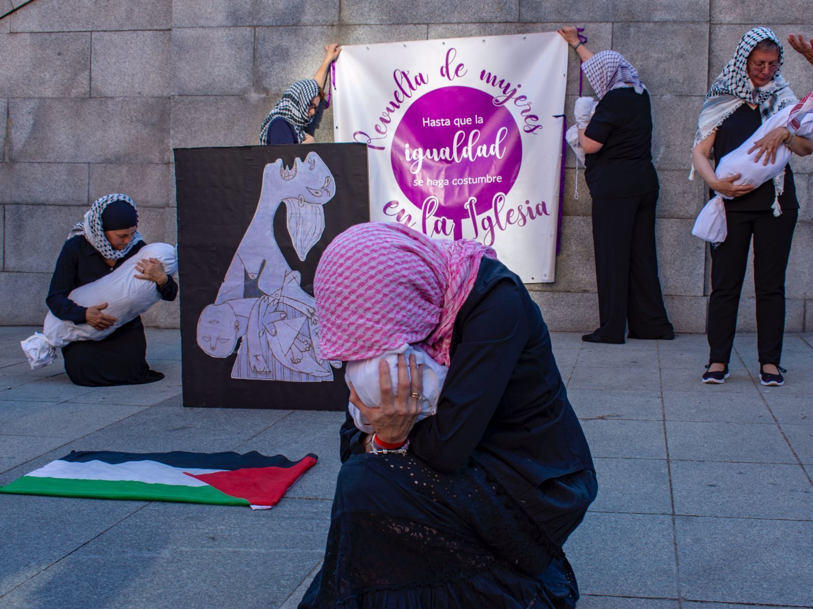 Denuncia la violencia en Gaza