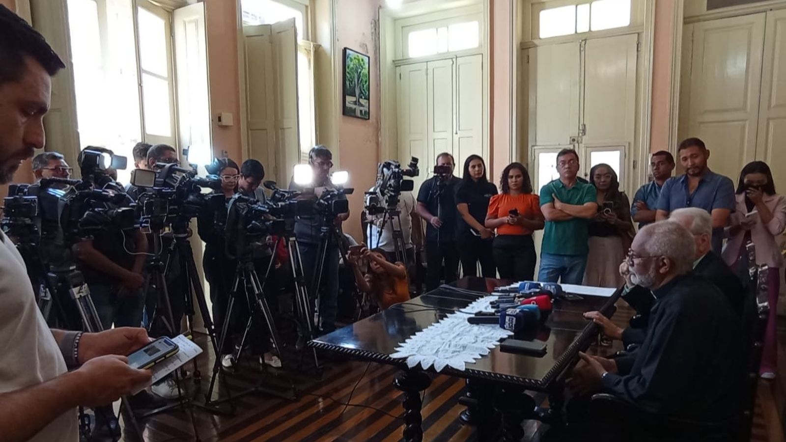 Rueda de prensa en Manaos
