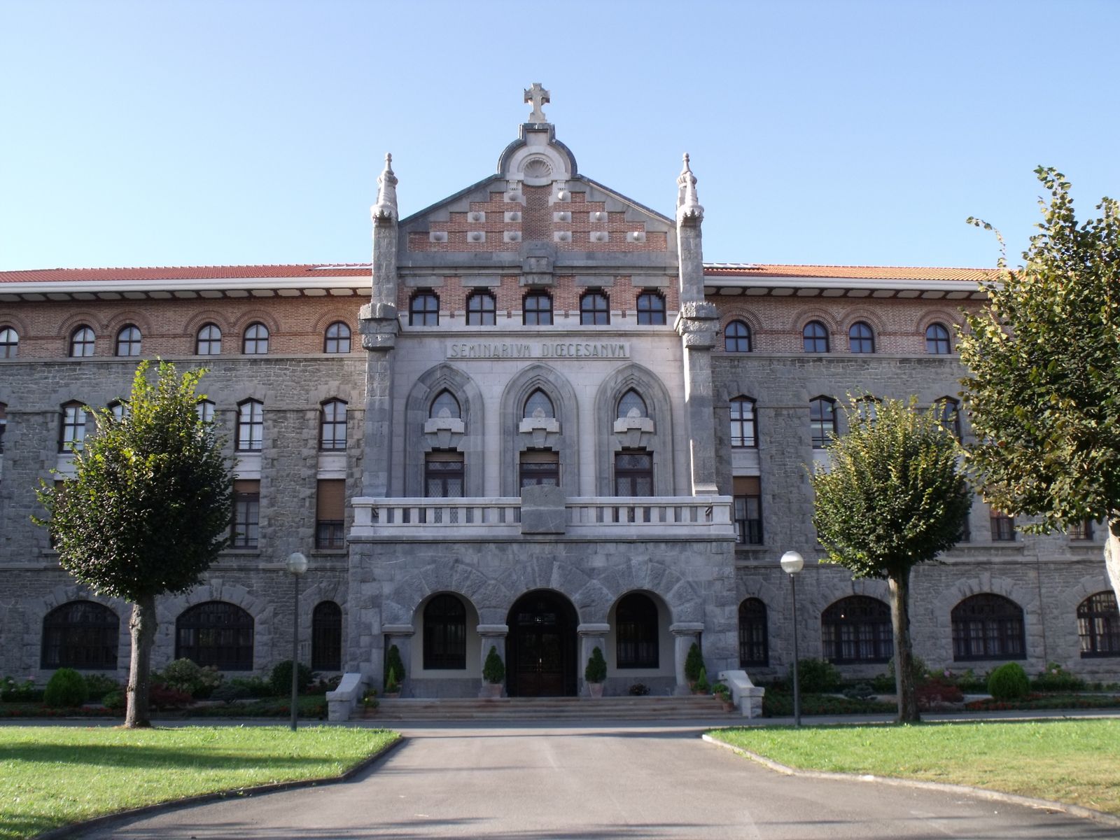 Los “Dos Seminarios” son “una búsqueda sincera y honesta para el bien de la diócesis”