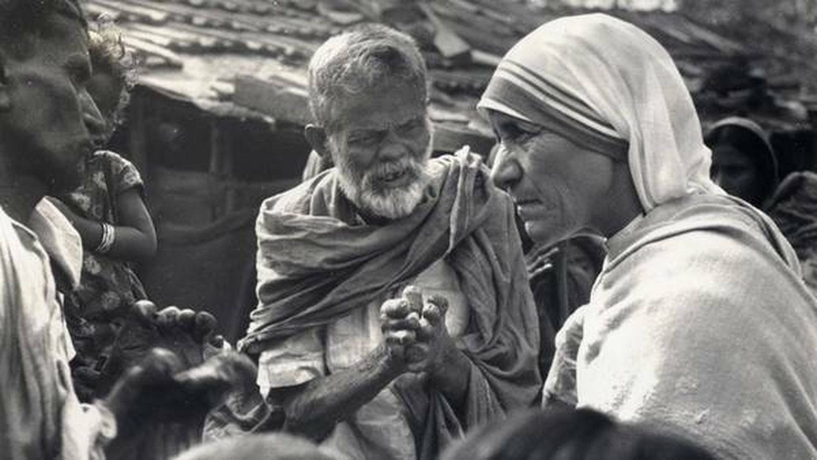 Madre Teresa de Calcuta, con los más pobres