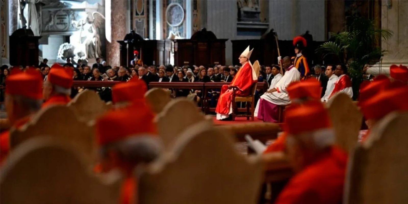 Roberto Pasolini. Misa crismal 18 de abril