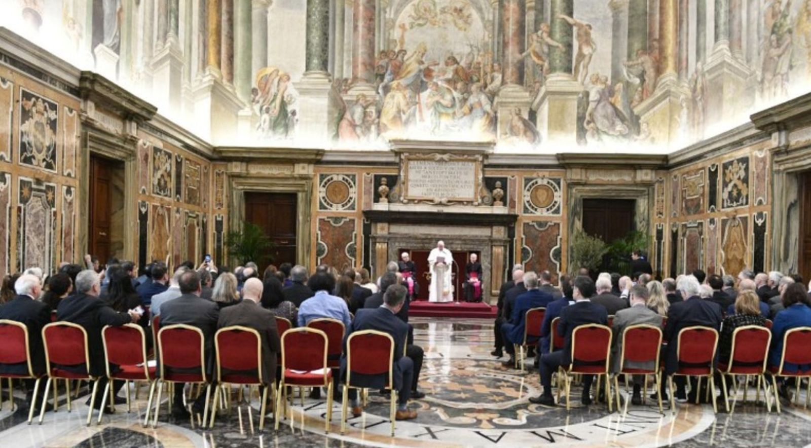 Discurso de Francisco ante ejecutivos y operarios de la UFI