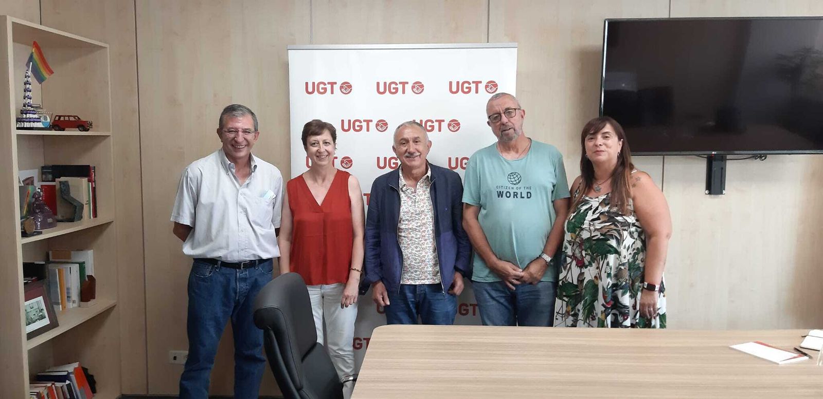 Los representantes de ambas organizaciones, durante el encuentro