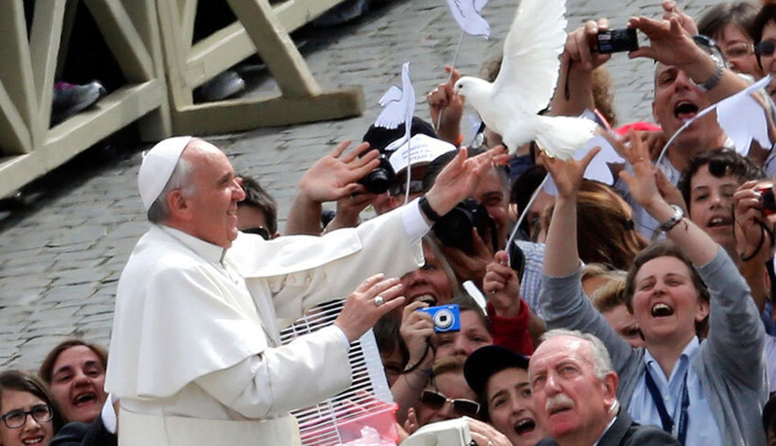 Francisco, siempre por el diálogo