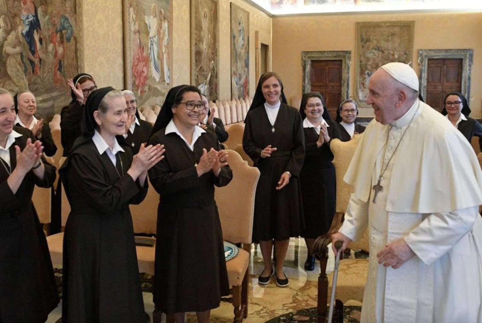 El Papa, con las terciarias capuchinas