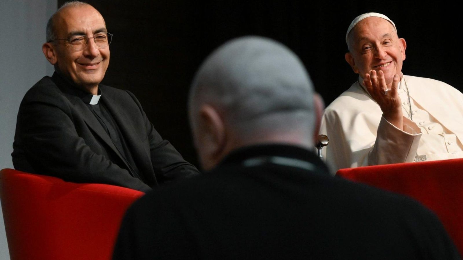 El Papa, en su diálogo con sacerdotes romanos