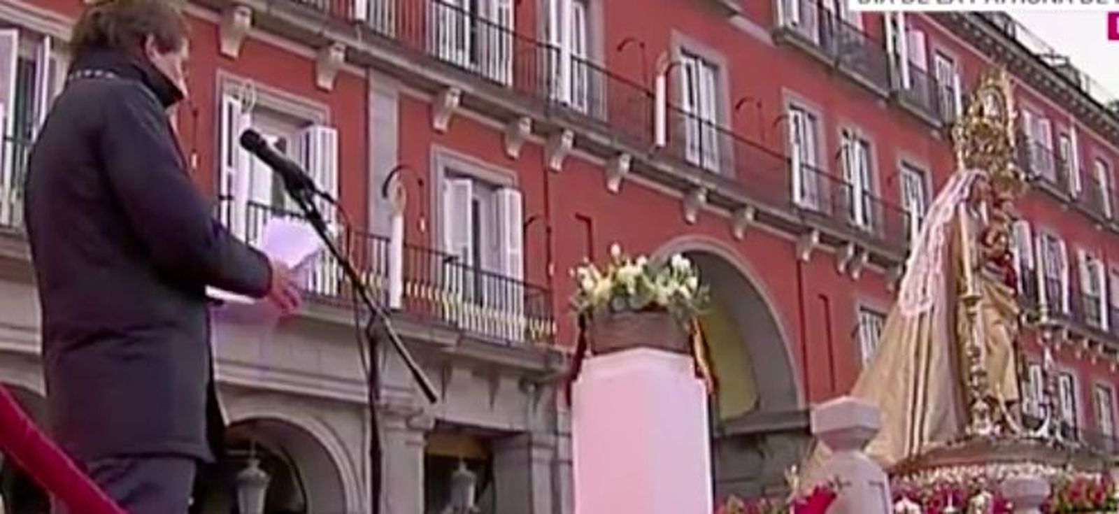 Martínez Almeida renueva el Voto de la Villa