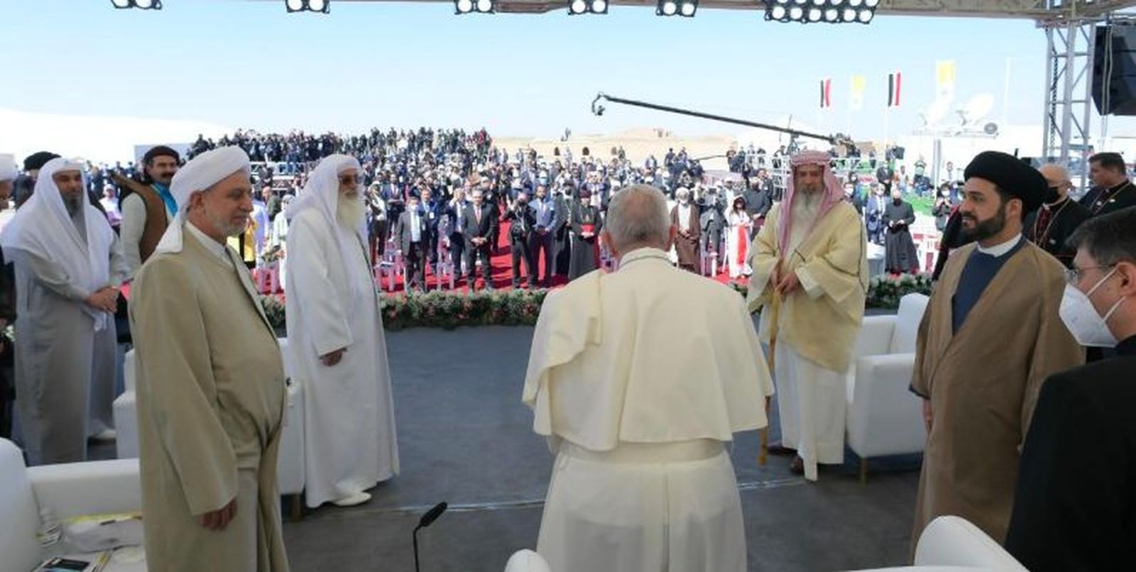 El Papa, con los líderes religiosos en Ur