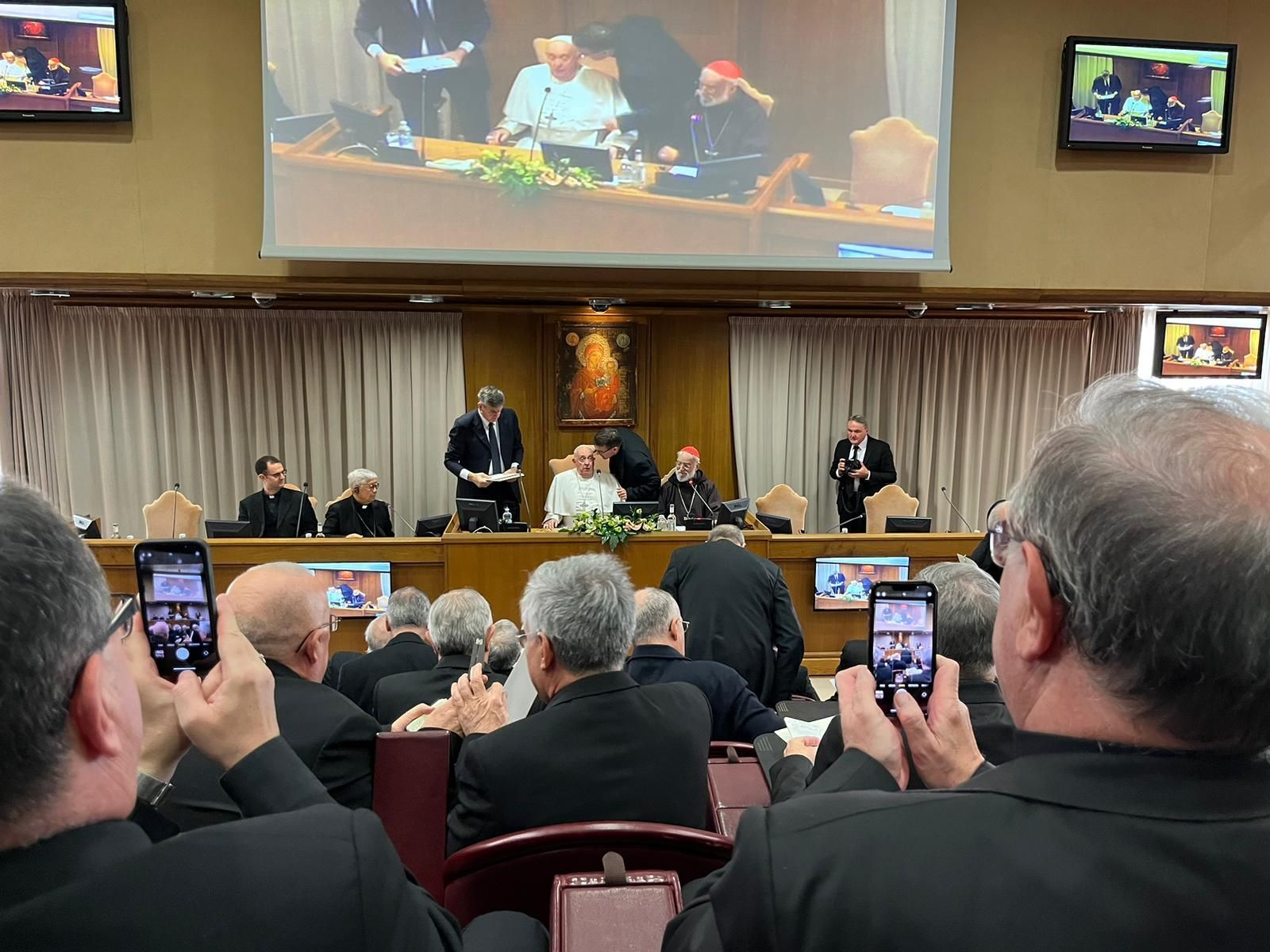 El Papa, fotografiado por los obispos españoles