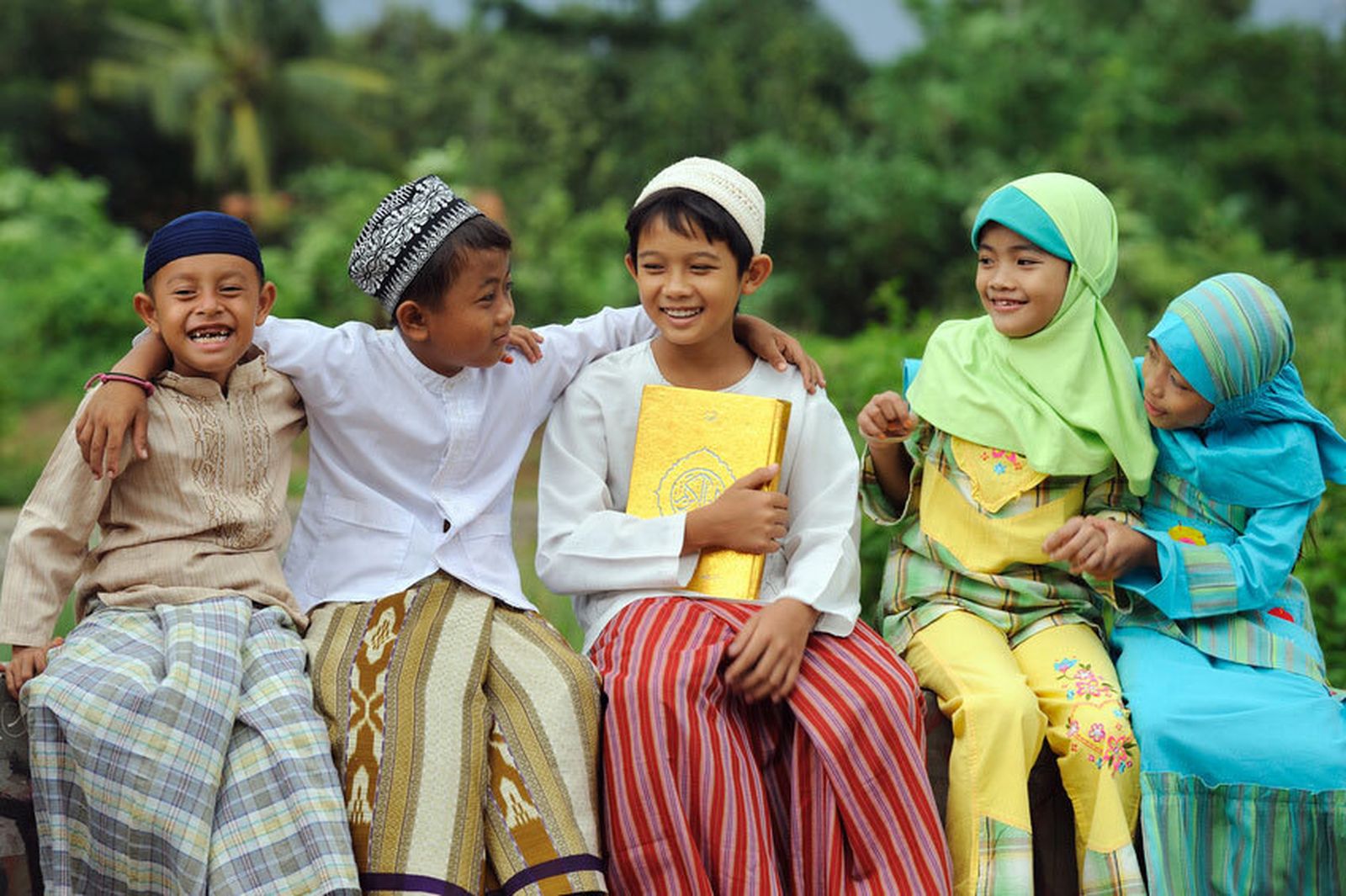 Niños musulmanes de Indonesia