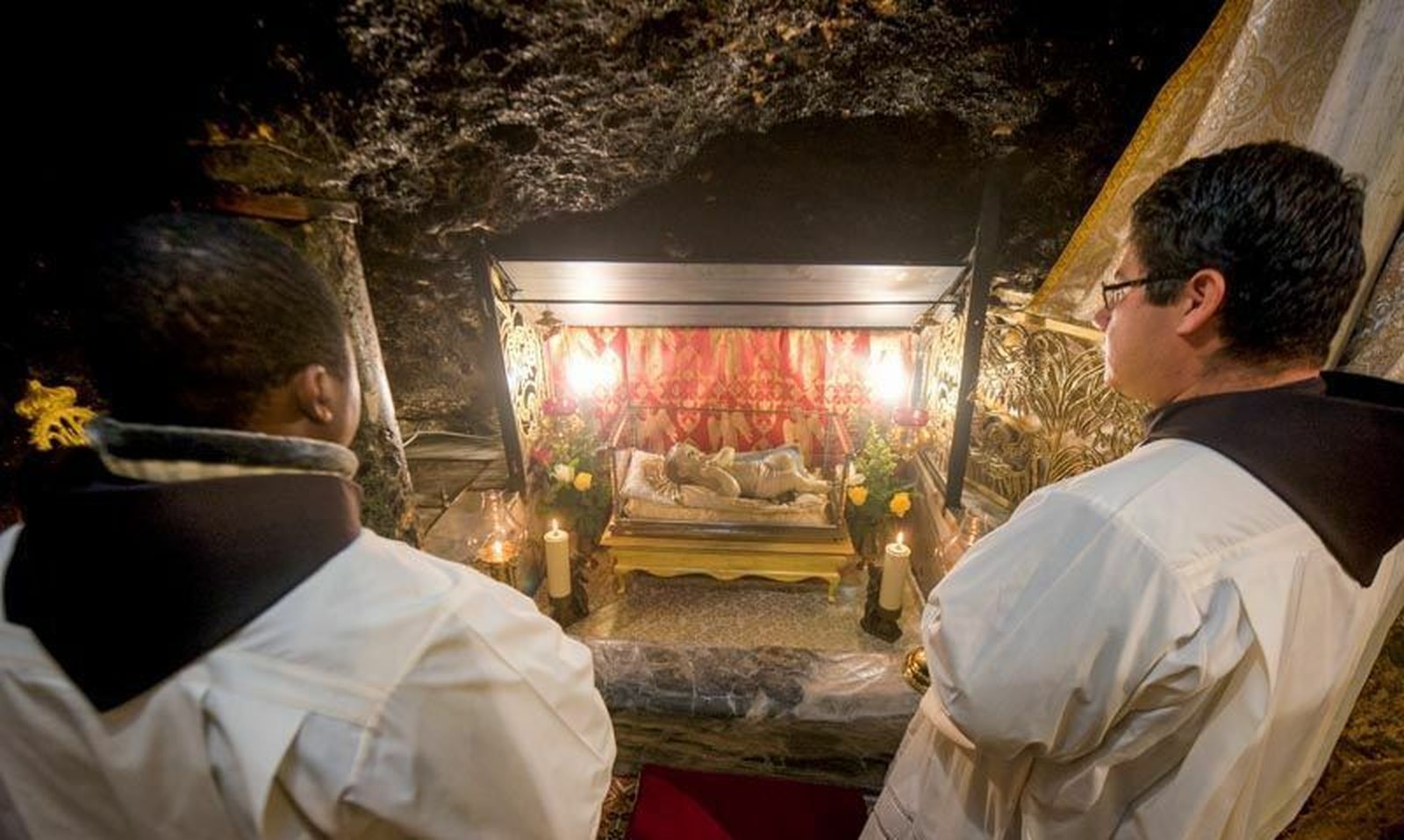 El pesebre, en la Gruta de la Natividad de Belén