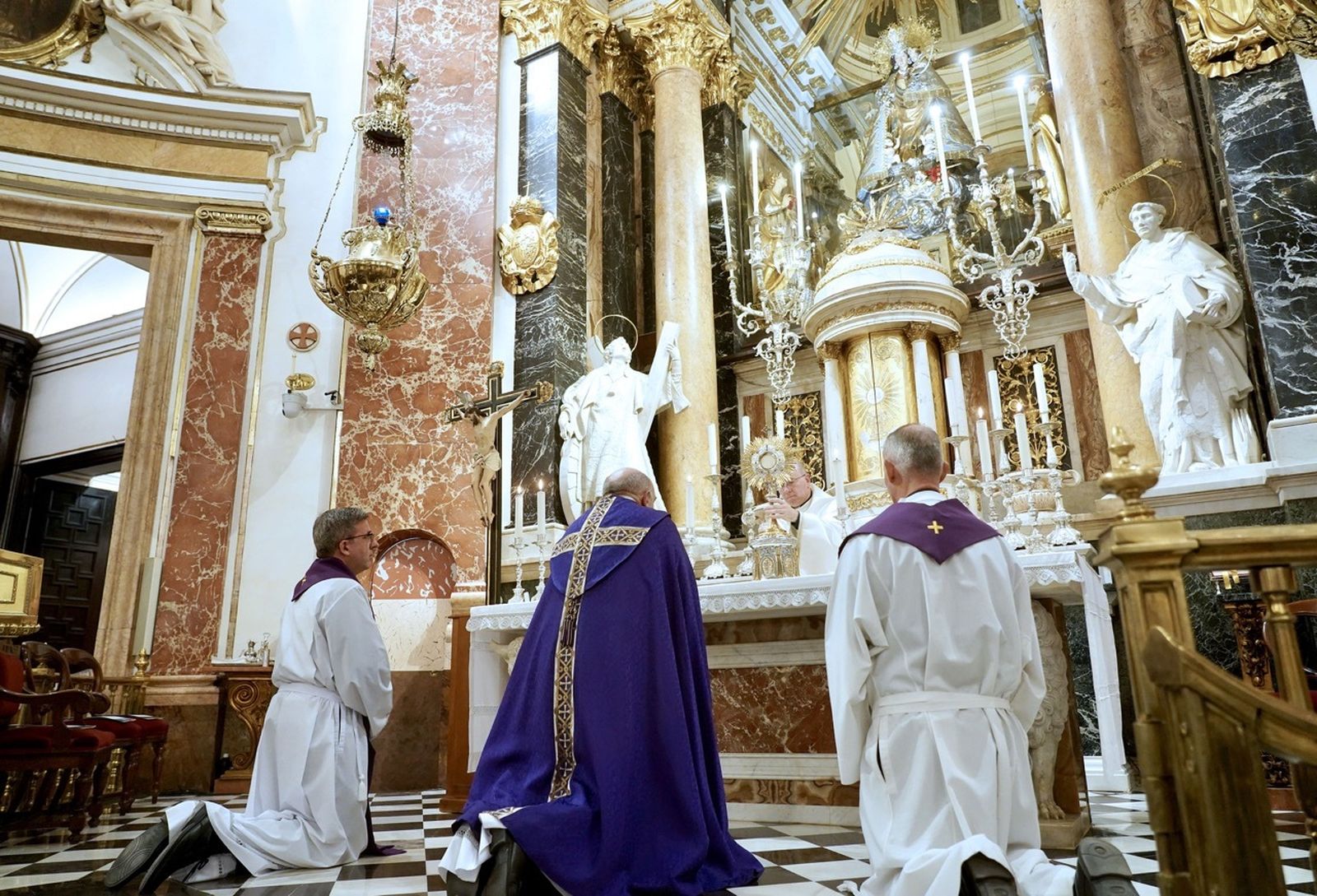 Vigilia de Oración en Valencia por las víctimas del Campanar