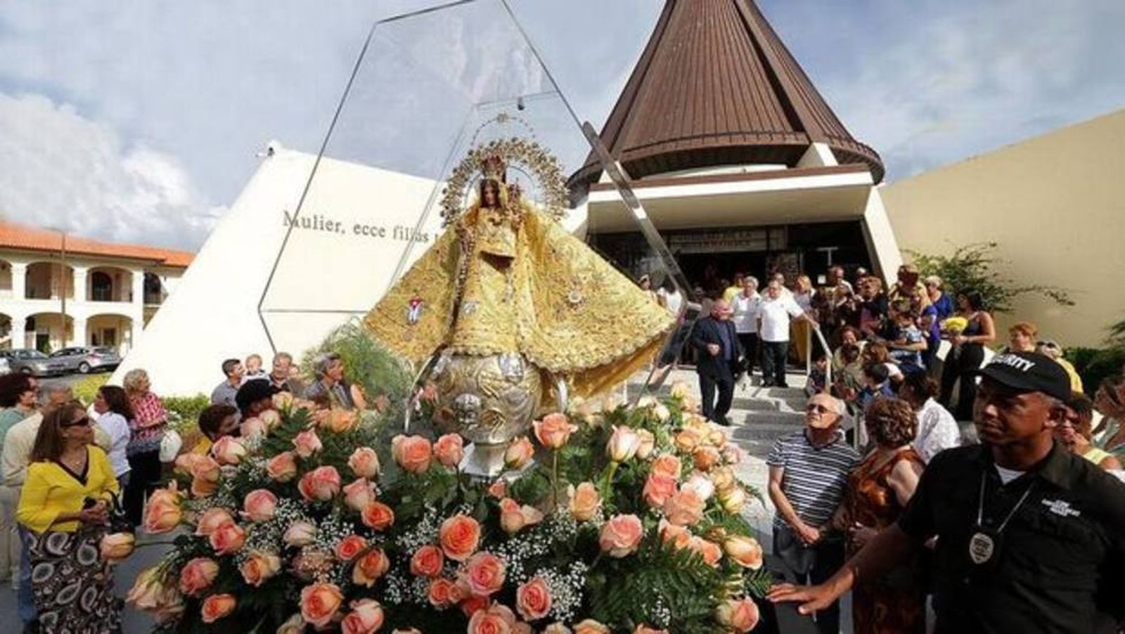 Los obispos cubanos piden a la Virgen de la Caridad que conceda "paz y dignidad" a la isla