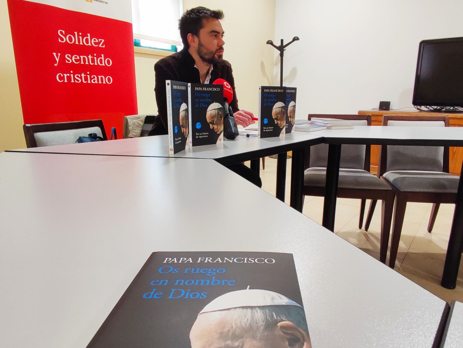 El periodista Hernán Reyes