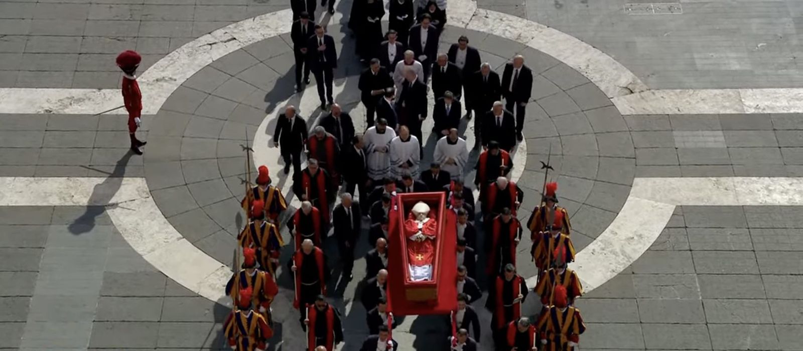 Los restos del Papa
