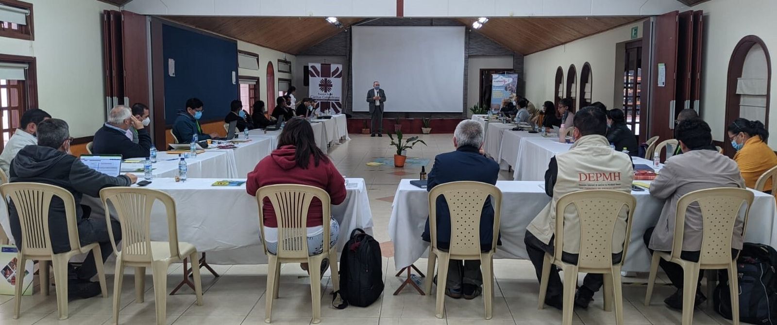 Encuentro Red Clamor