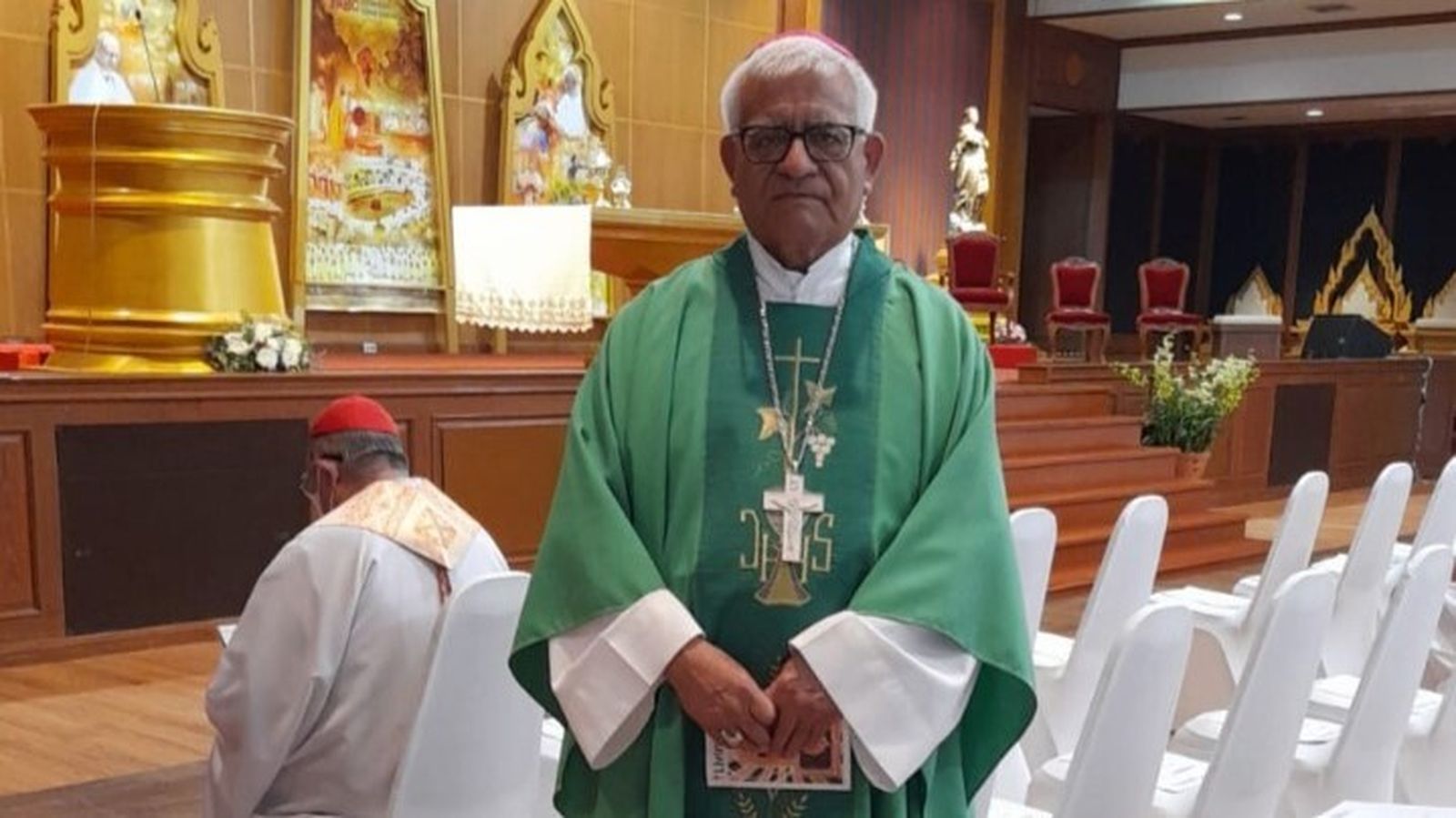 Mons. Miguel Cabrejos en Bangkok