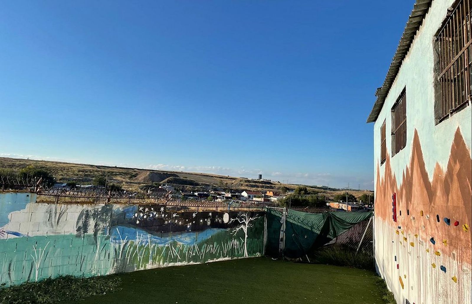 "Un año sin luz en la Cañada Real"